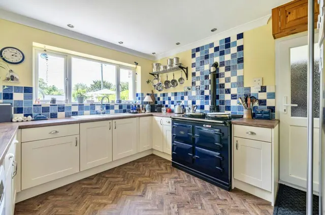 Photo 3 — Karen Drive, Backwell, BS48