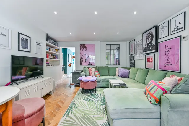 Photo 3 — Garden Flat, 111 Manor Road, London