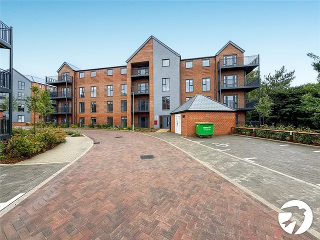 Abbey Wood Road, Kings Hill, ME19, photo 1