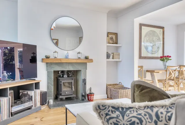 Photo 3 — Reeve Road, Reigate, RH2 7PH