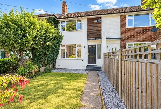 Reeve Road, Reigate, RH2, photo 1