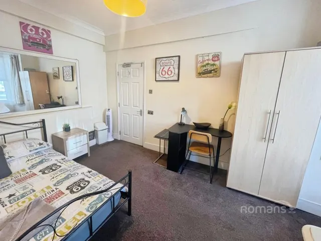 Caversham Road, Reading, RG1, photo 2