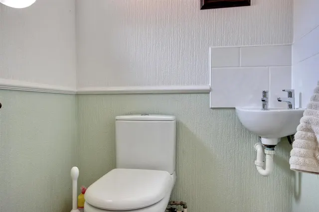 Photo 3 — Cromwell Court, Ashdene Close, Willerby, Hull