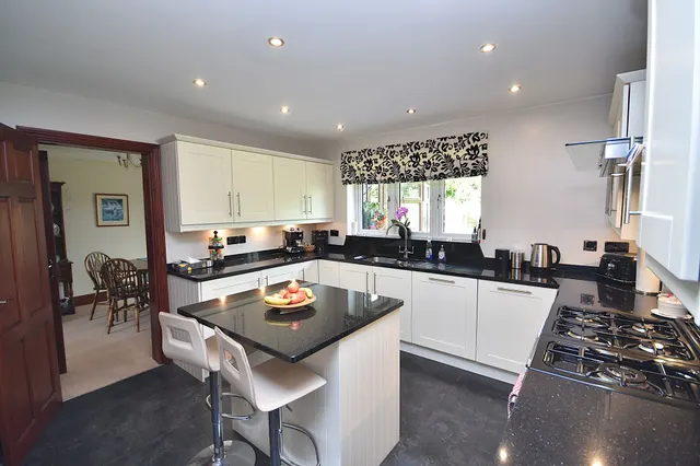 Clifford Road, Macclesfield, photo 2