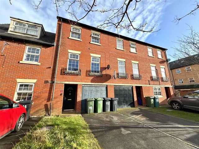 Broomer Street, Dewsbury, West Yorkshire, WF13, photo 1
