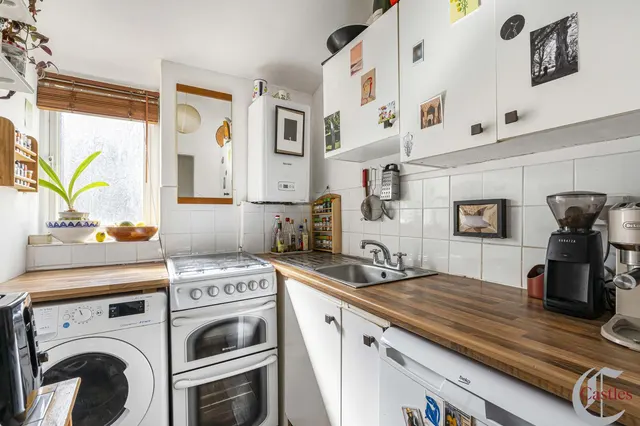 Whittington Road, N22, photo 3