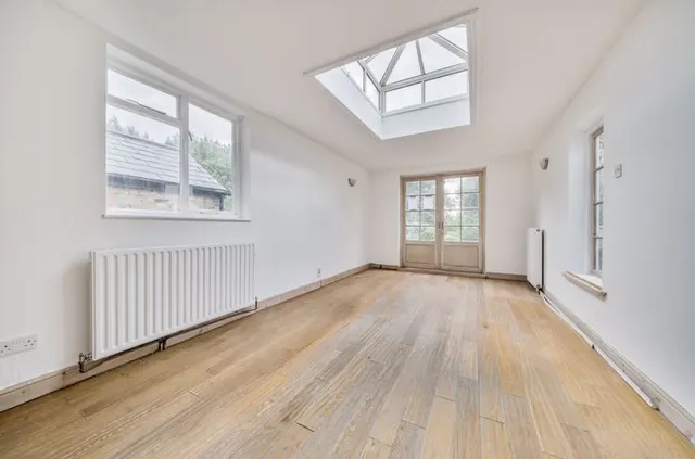 Photo 3 — Church Avenue, 19 Church Avenue Sidcup Greater London Sidcup, SIDCUP, Kent, DA146BU