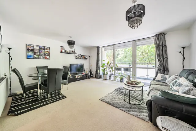 Photo 2 — Flat 5, Wyatt Court, All Saints Road, London