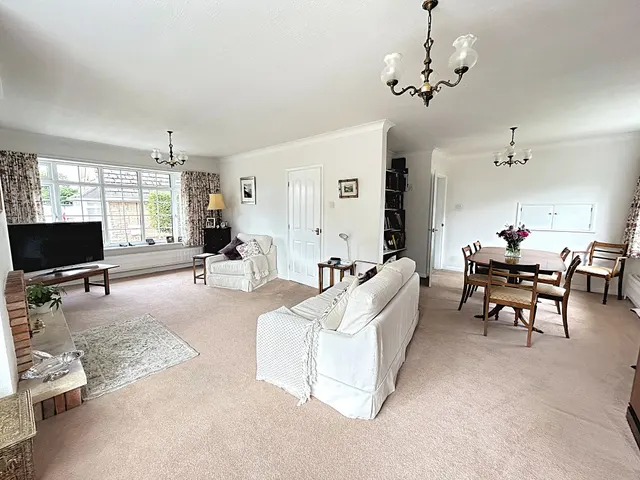 Willow Lane, Goostrey, photo 2