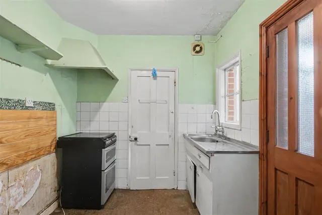 Wilford Crescent East, Nottingham, NG2, photo 3