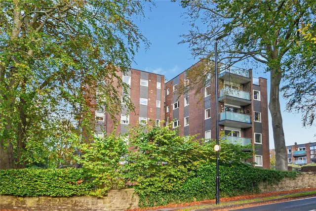 Woodville Court, Roundhay, LS8, photo 1