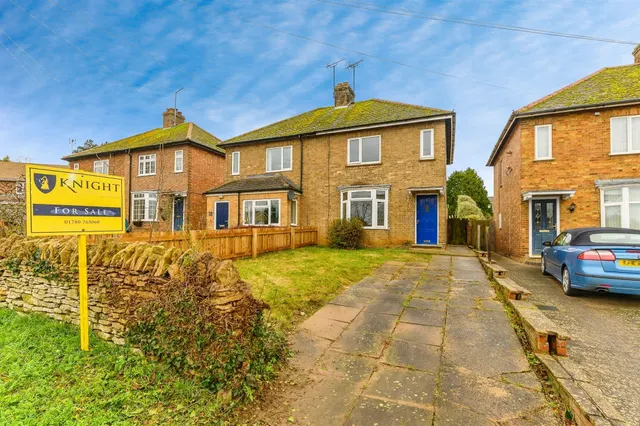 Old Leicester Road, Wansford, Peterborough, photo 1