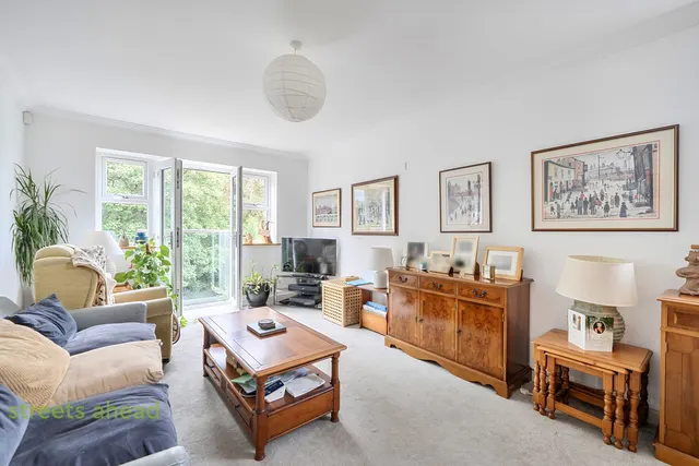Chaldon Road, Caterham, CR3, photo 2