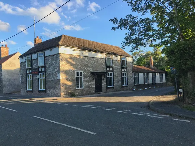 Holmpton, photo 1