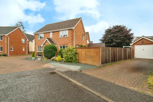Varrick Way, Attleborough, NR17, photo 1