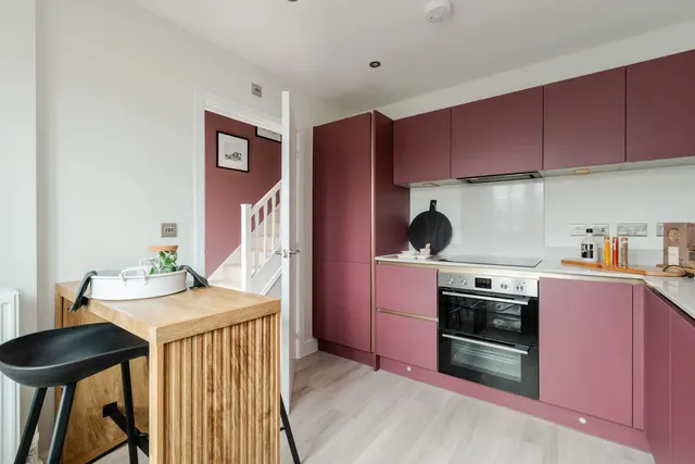 Buckingham Road, Milton Keynes, MK3, photo 2