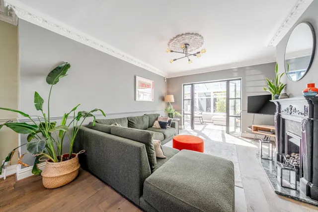 Photo 2 — Robin Hood Lane, Kingston Vale, SW15