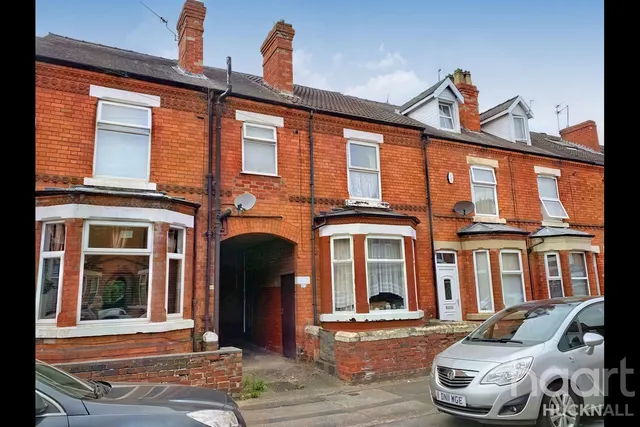 Montague Road, Nottingham, NG15, photo 1