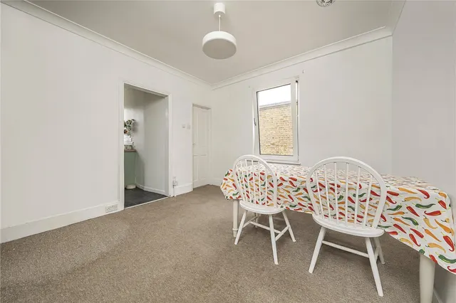 Godstone Road, St Margarets, TW1, photo 3