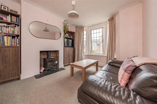 Godstone Road, St Margarets, TW1, photo 2