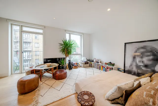 Photo 3 — Atrium Apartments, West Row, London, W10