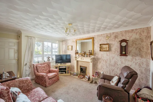 Bryson Close, Thorne, DN8, photo 2