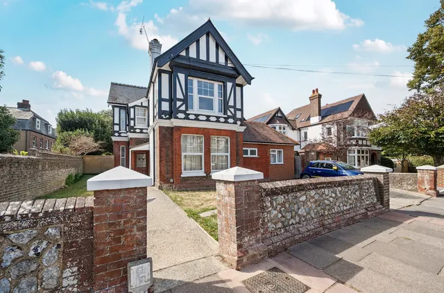 Shakespeare Road, Worthing, BN11, photo 1