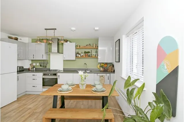 Chins Field Close, Hayle, TR27, photo 1
