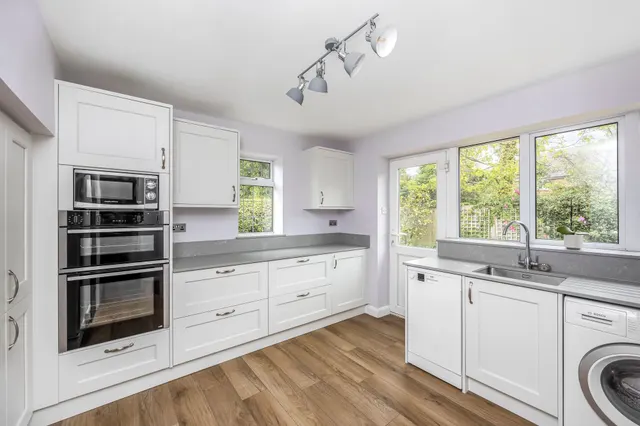 The Rise, Partridge Green, RH13, photo 2
