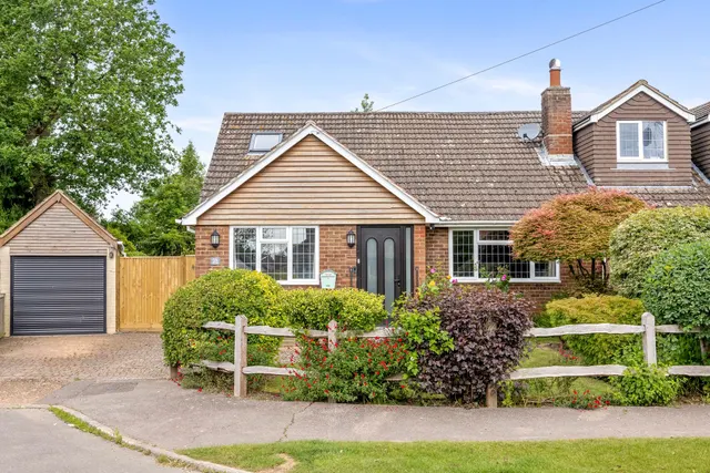 The Rise, Partridge Green, RH13, photo 1