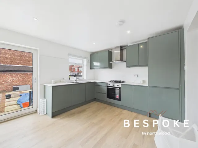 Corringham Road, Levenshulme, M19, photo 2