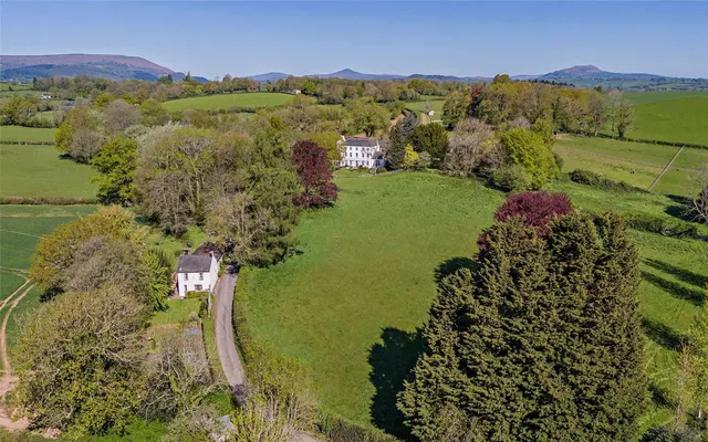 Llanvair Kilgeddin, Abergavenny, NP7, photo 2