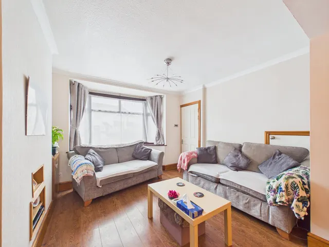 Durleigh Close, Headley Park, BS13, photo 3