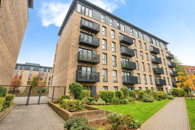 Bell Barn Road, Birmingham, photo 1