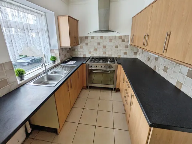 Ryton NE40 4UB, NE40, photo 3