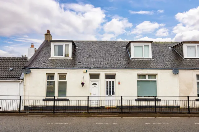 Main Street, Shotts, ML7, photo 1