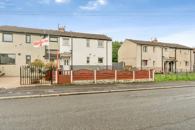 Venice Avenue, Burnley, Lancashire, BB11, photo 1