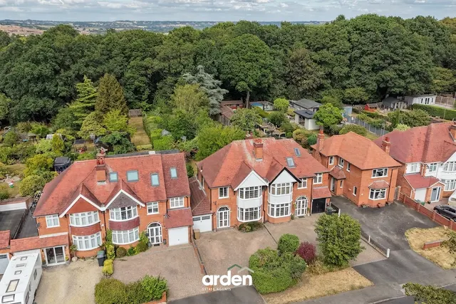 Birchfield Road, Redditch, B97, photo 1