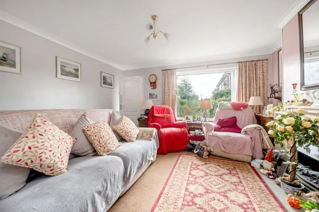 Melrose Close, Stamford, PE9, photo 3