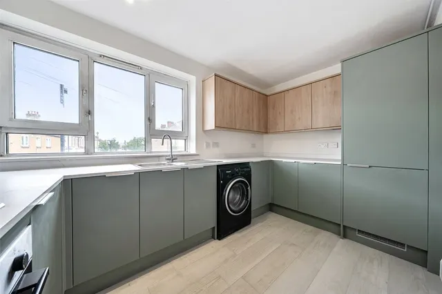 Vestry Road, SE5, photo 1