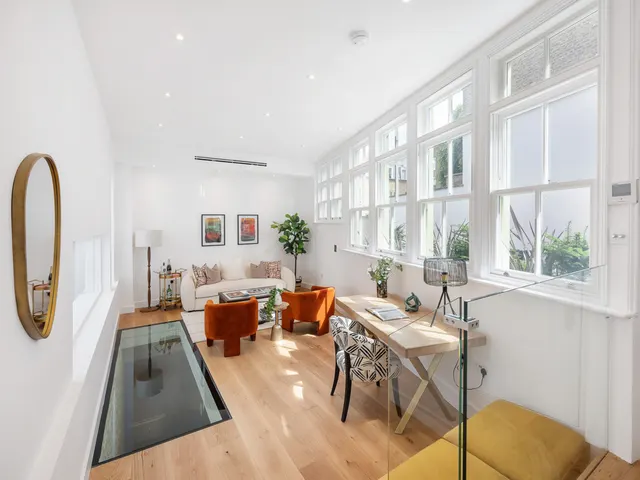 Lexham Mews, London, W8, photo 3