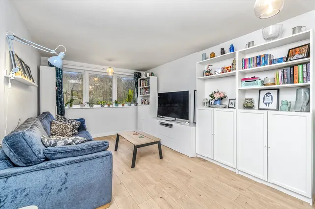 Photo 2 — Milton Court, Twickenham, TW2 5SB