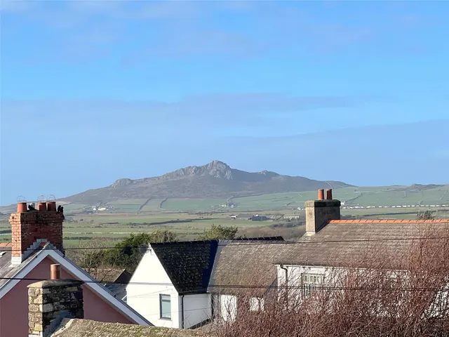 Bryn Road, St. Davids, SA62, photo 1