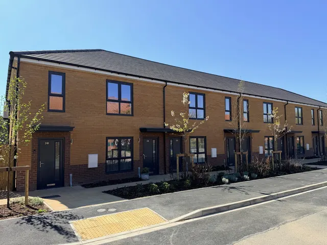 Sturdee Grove, York, photo 1