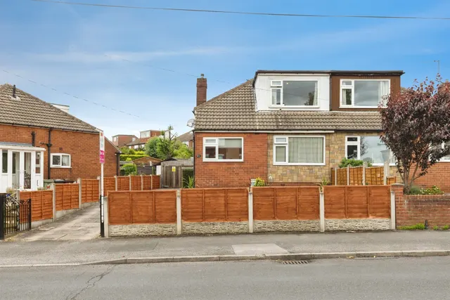 Manston Approach, Leeds, photo 1
