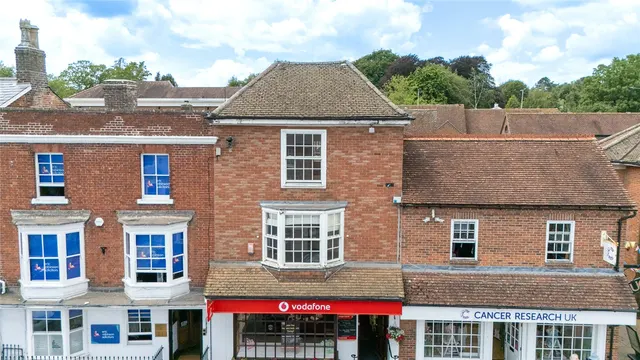 High Street, Marlborough, SN8, photo 1
