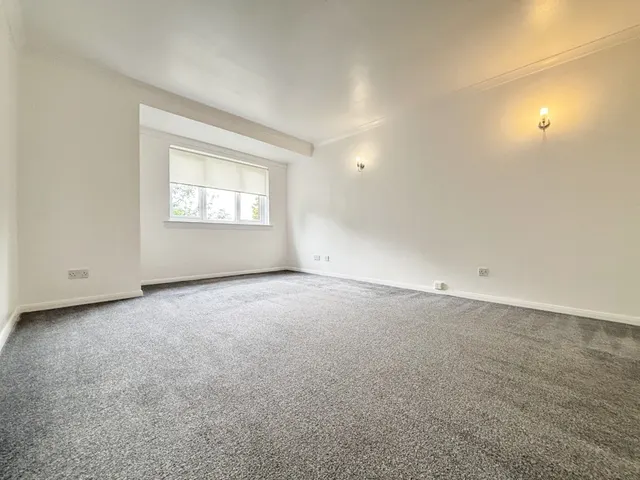 Park View, Strathaven, ML10, photo 3