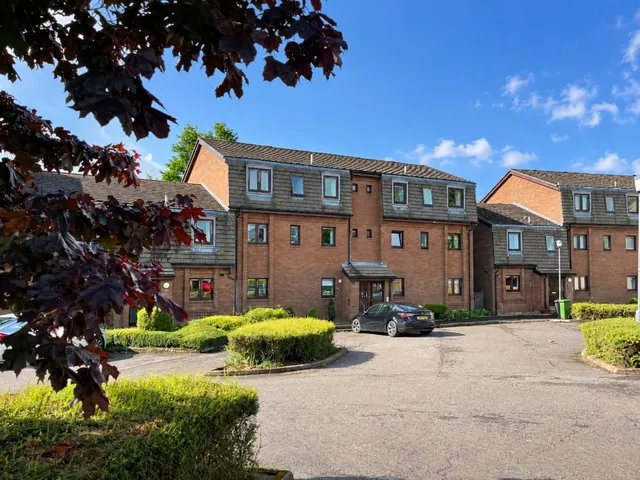 Park View, Strathaven, ML10, photo 1
