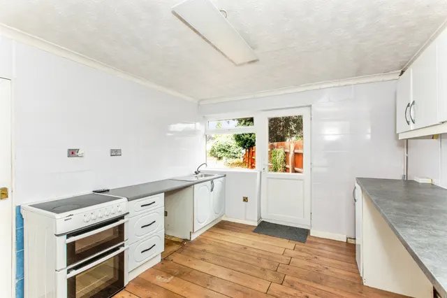 Pinfold Lane, Huntingdon, PE29, photo 3