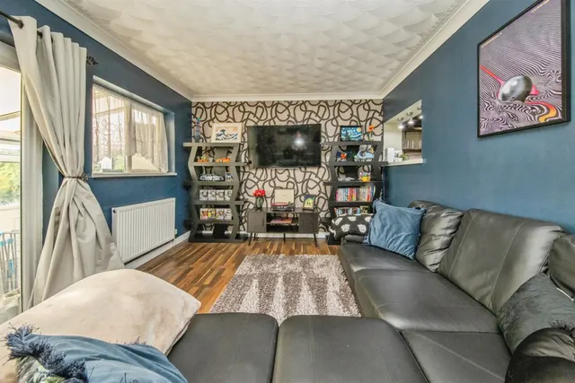 Photo 3 — Tudor Green, Clacton-On-Sea